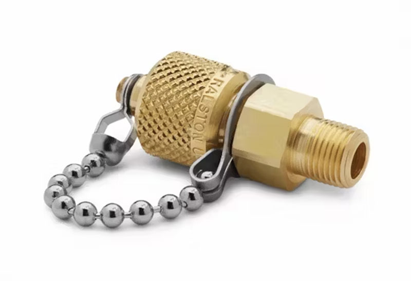 QTFT-1MB0 1/8" male NPT x male Quick-test, no check-valve, with cap and chain, brass
