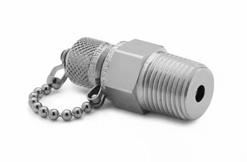 QTFT-4MS0 1/2" male NPT x male Quick-test, no check-valve, with cap and chain, S.S.